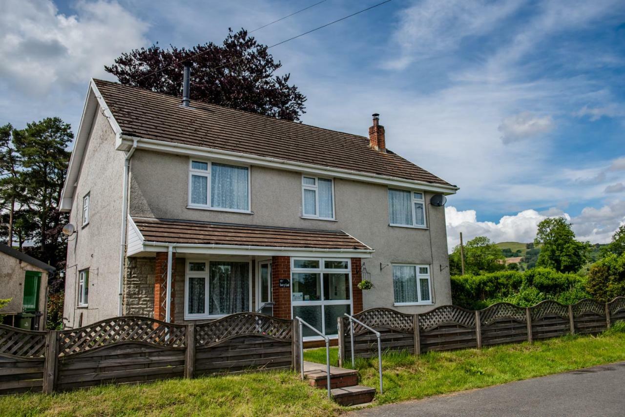 Swn Y Coed Bed & Breakfast Llanwrtyd Wells Exterior photo